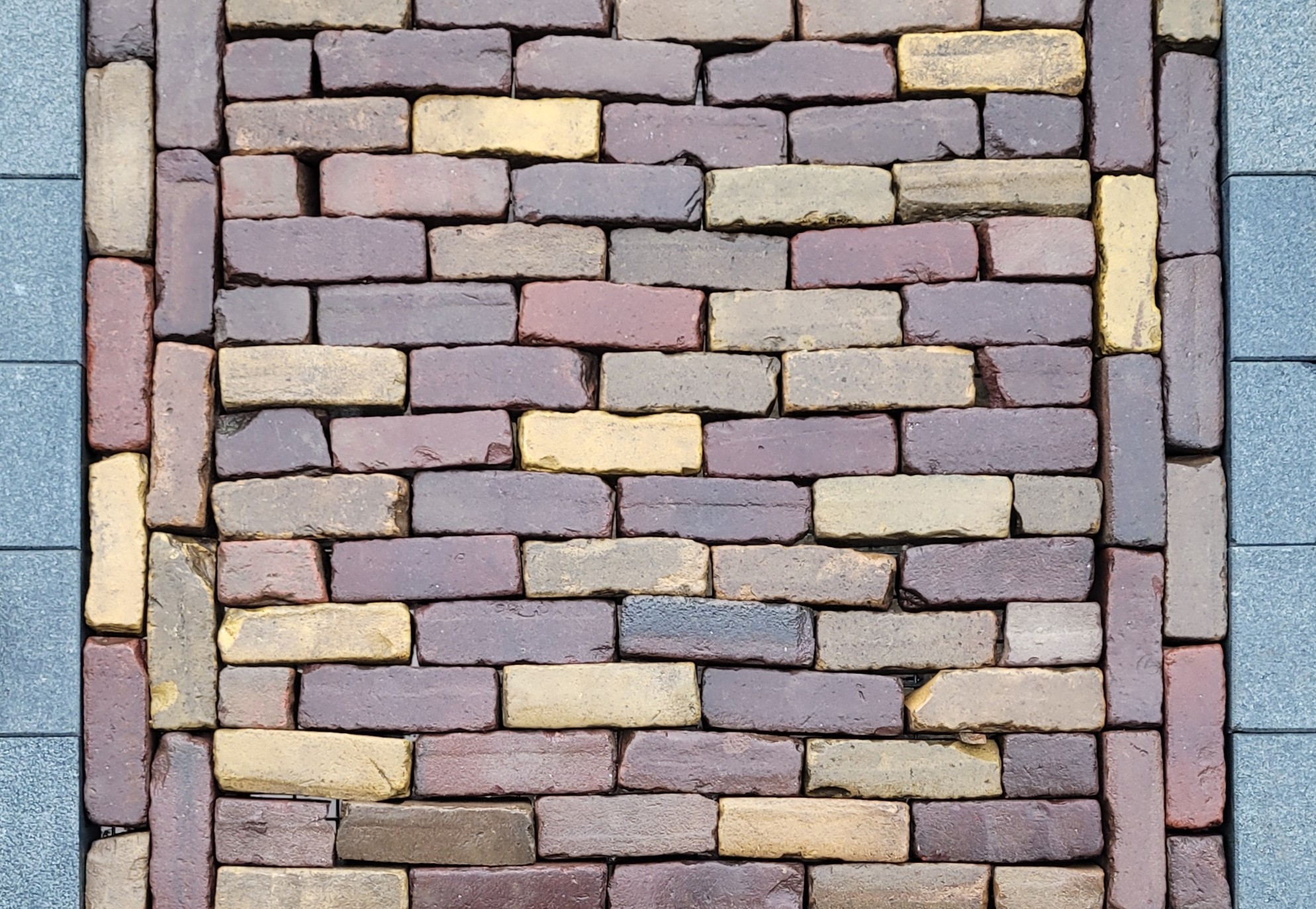 Oud gebakken dikformaat, genuanceerd / Rotterdam